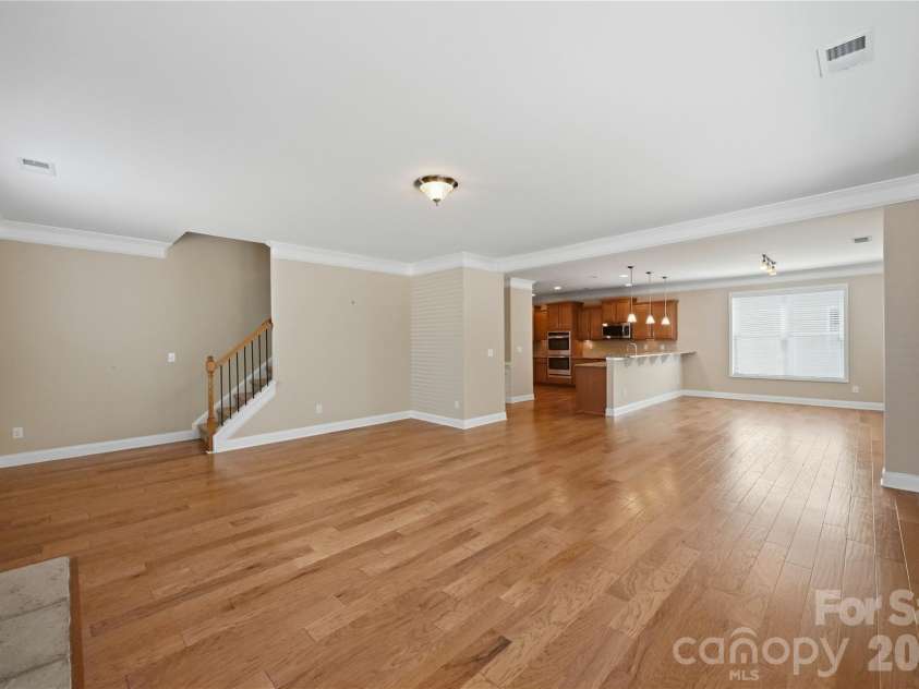 10817 Bere Island Drive, Charlotte, NC 28278.  MLS# CAR4410696, YatesRealty ID 46227. 