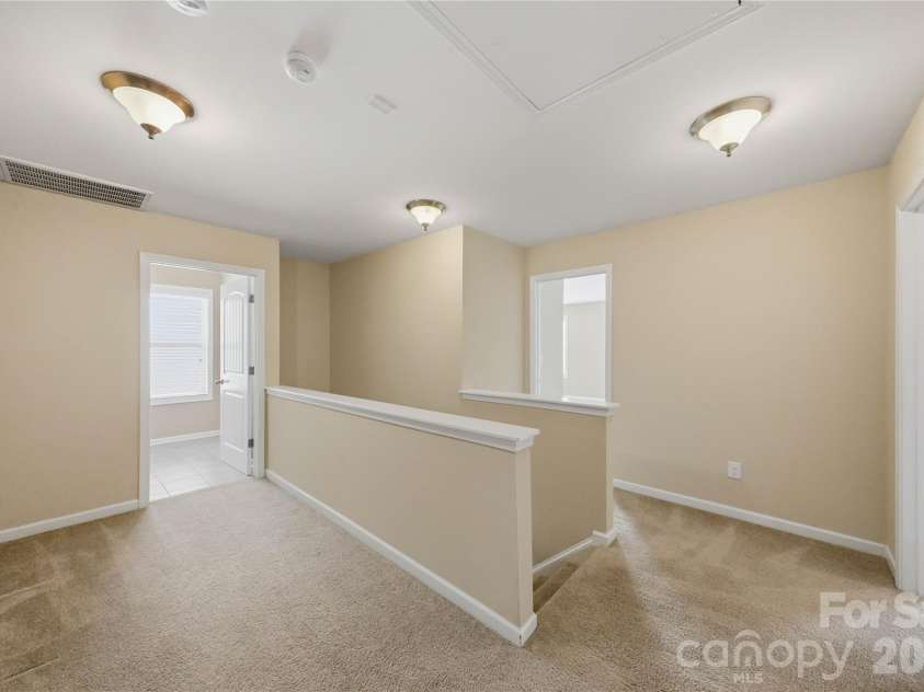 10817 Bere Island Drive, Charlotte, NC 28278.  MLS# CAR4410696, YatesRealty ID 46227. 