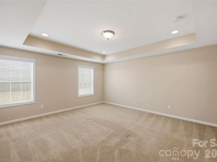 10817 Bere Island Drive, Charlotte, NC 28278.  MLS# CAR4410696, YatesRealty ID 46227. 