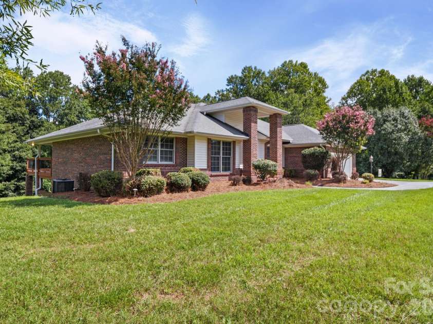 3008 Eaker Drive, Cherryville, NC 28021.  MLS# CAR4410929, YatesRealty ID 46228. 