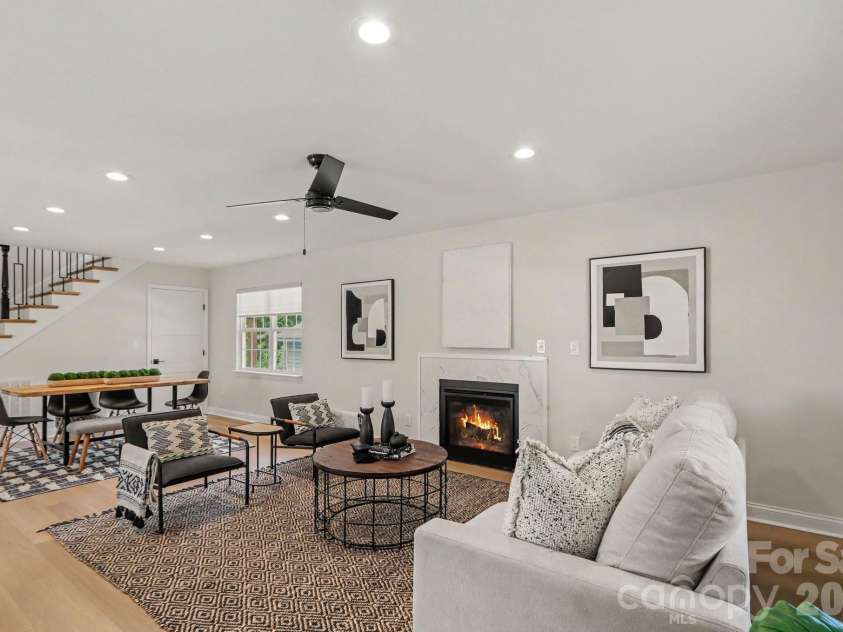 842 Belmont Avenue, Charlotte, NC 28205.  MLS# CAR4410963, YatesRealty ID 46229. 