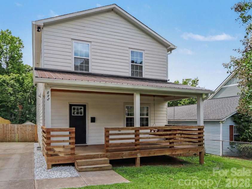 842 Belmont Avenue, Charlotte, NC 28205.  MLS# CAR4410963, YatesRealty ID 46229. 
