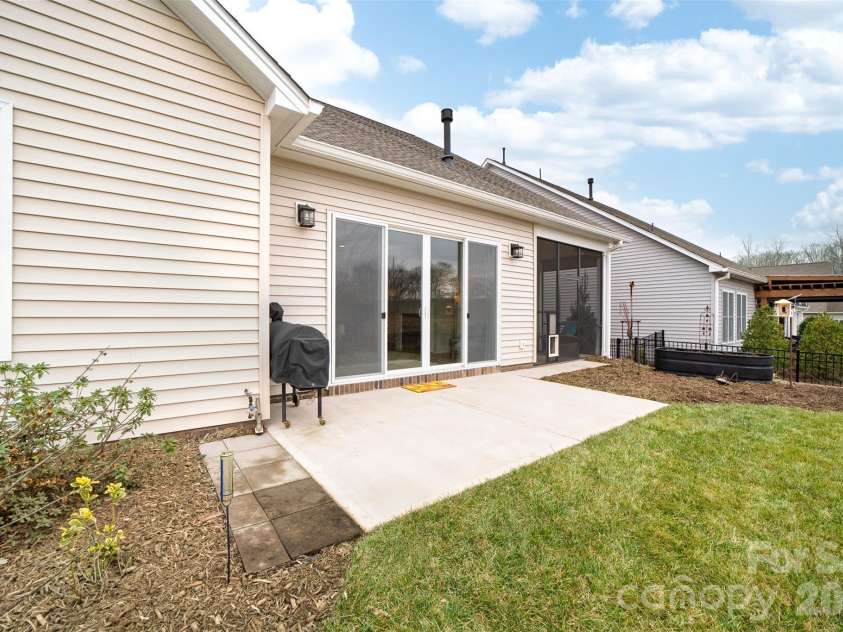 14015 Cameryn Elise Drive, Cornelius, NC 28031.  MLS# CAR4340898, YatesRealty ID 4623. 