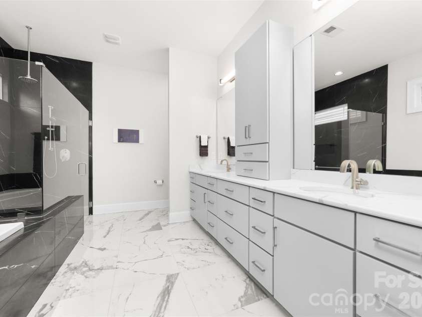 14015 Cameryn Elise Drive, Cornelius, NC 28031.  MLS# CAR4340898, YatesRealty ID 4623. 