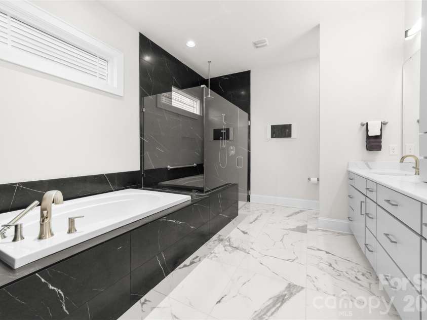 14015 Cameryn Elise Drive, Cornelius, NC 28031.  MLS# CAR4340898, YatesRealty ID 4623. 