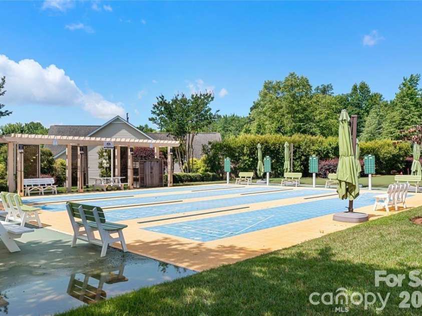 14015 Cameryn Elise Drive, Cornelius, NC 28031.  MLS# CAR4340898, YatesRealty ID 4623. 