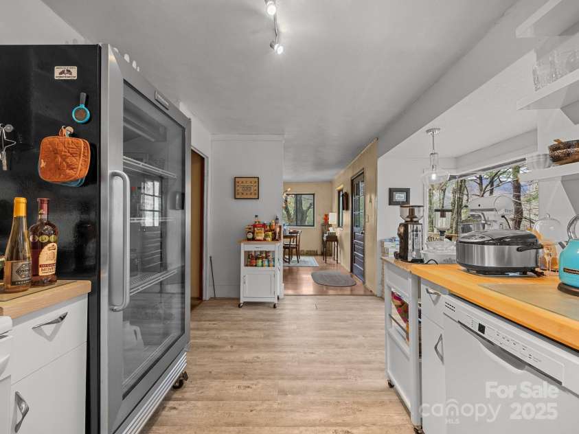 33 Wenlock Way, Waynesville, NC 28785.  MLS# CAR4239387, YatesRealty ID 4623. 