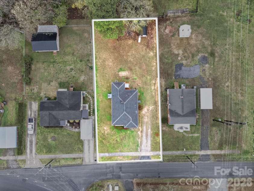 414 Ridge Street, Stanley, NC 28164.  MLS# CAR4359082, YatesRealty ID 4623. 