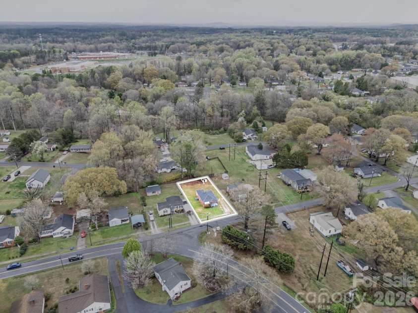414 Ridge Street, Stanley, NC 28164.  MLS# CAR4359082, YatesRealty ID 4623. 