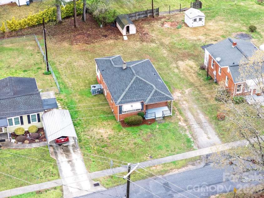414 Ridge Street, Stanley, NC 28164.  MLS# CAR4359082, YatesRealty ID 4623. 