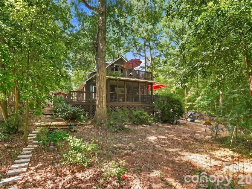 714 Springwood Drive, Mount Gilead, NC 27306.  MLS# CAR4411557, YatesRealty ID 46230. 