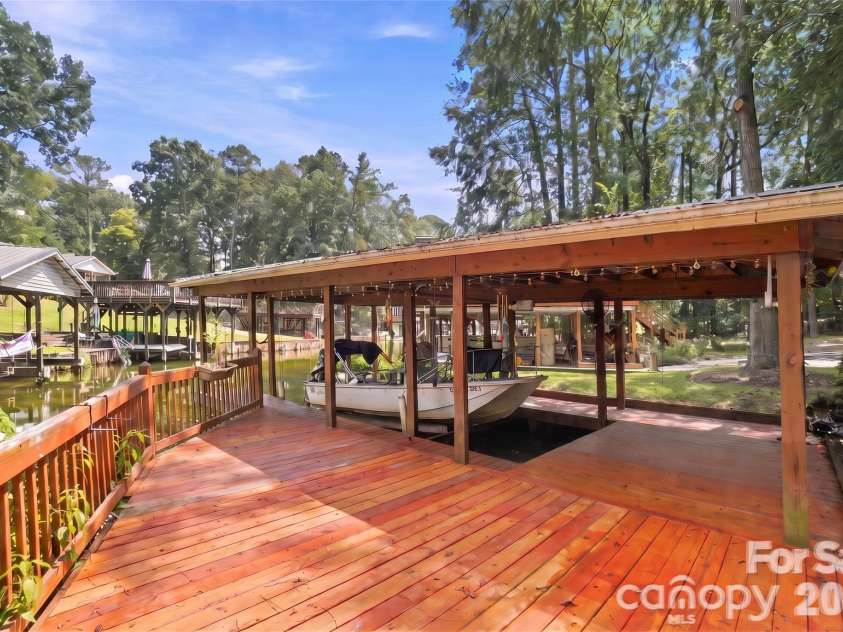 714 Springwood Drive, Mount Gilead, NC 27306.  MLS# CAR4411557, YatesRealty ID 46230. 