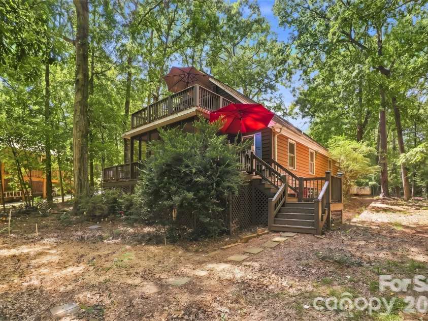 714 Springwood Drive, Mount Gilead, NC 27306.  MLS# CAR4411557, YatesRealty ID 46230. 