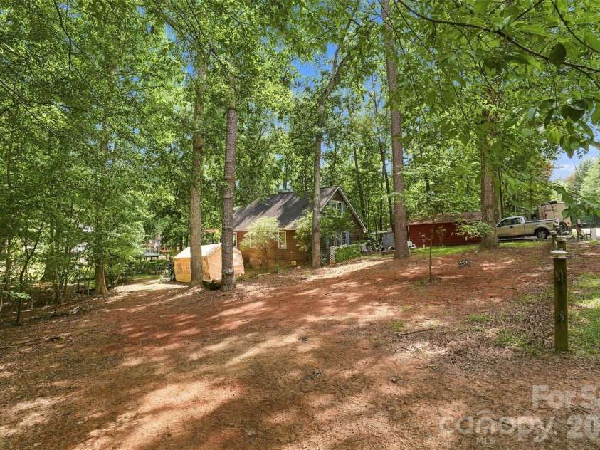 714 Springwood Drive, Mount Gilead, NC 27306.  MLS# CAR4411557, YatesRealty ID 46230. 