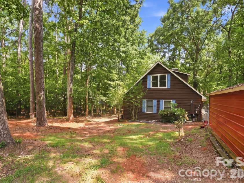 714 Springwood Drive, Mount Gilead, NC 27306.  MLS# CAR4411557, YatesRealty ID 46230. 