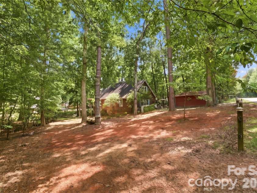 714 Springwood Drive, Mount Gilead, NC 27306.  MLS# CAR4411557, YatesRealty ID 46230. 