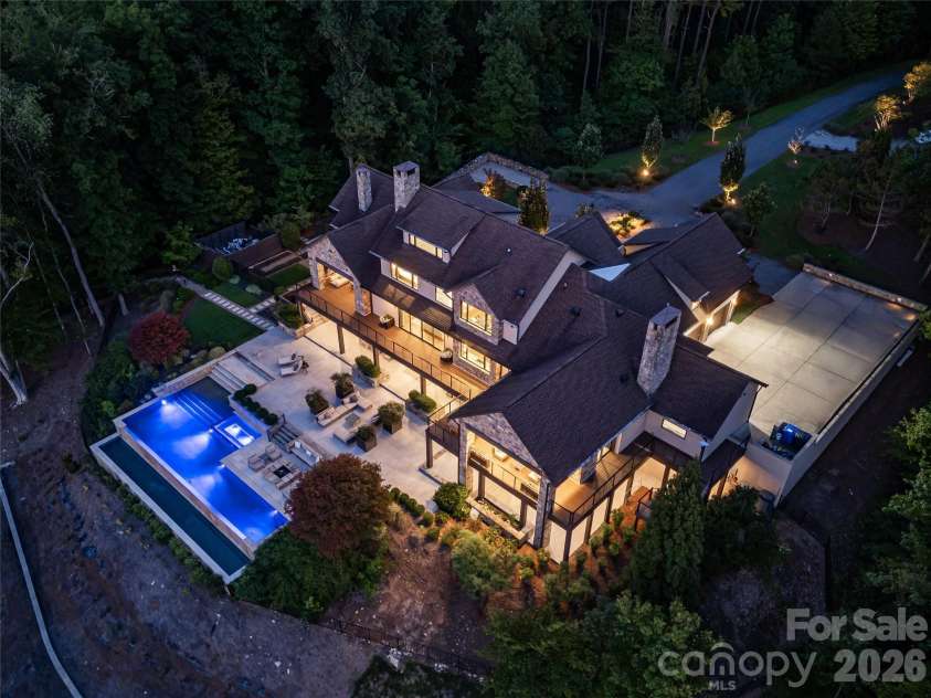 125 Quiet Waters Drive, Mooresville, NC 28117.  MLS# CAR4411417, YatesRealty ID 46231. 