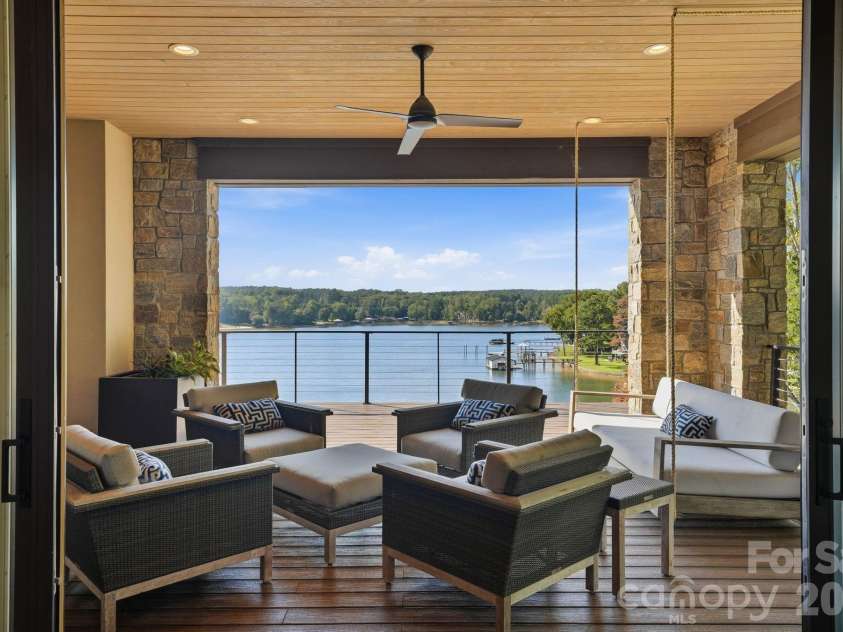125 Quiet Waters Drive, Mooresville, NC 28117.  MLS# CAR4411417, YatesRealty ID 46231. 