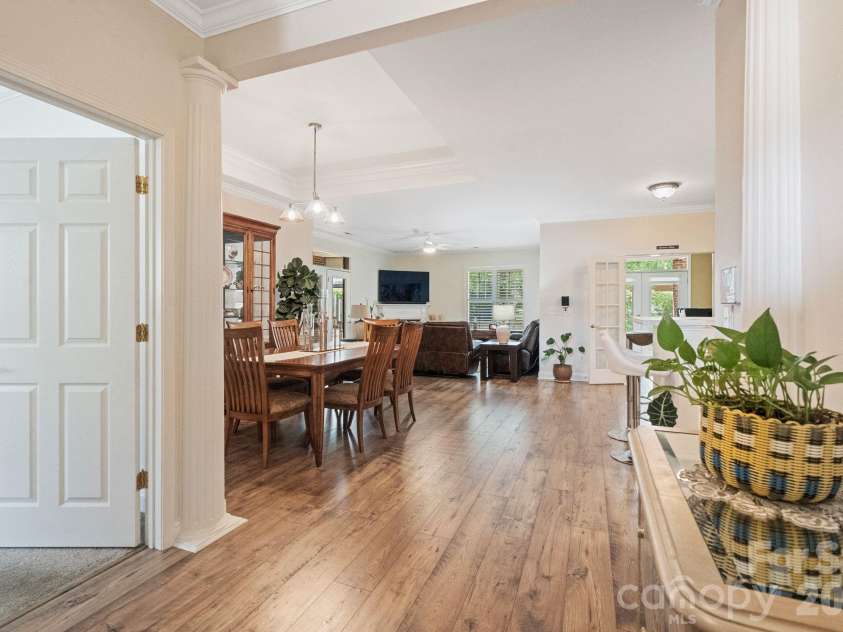 13323 Mint Lake Drive, Matthews, NC 28105.  MLS# CAR4413273, YatesRealty ID 46232. 