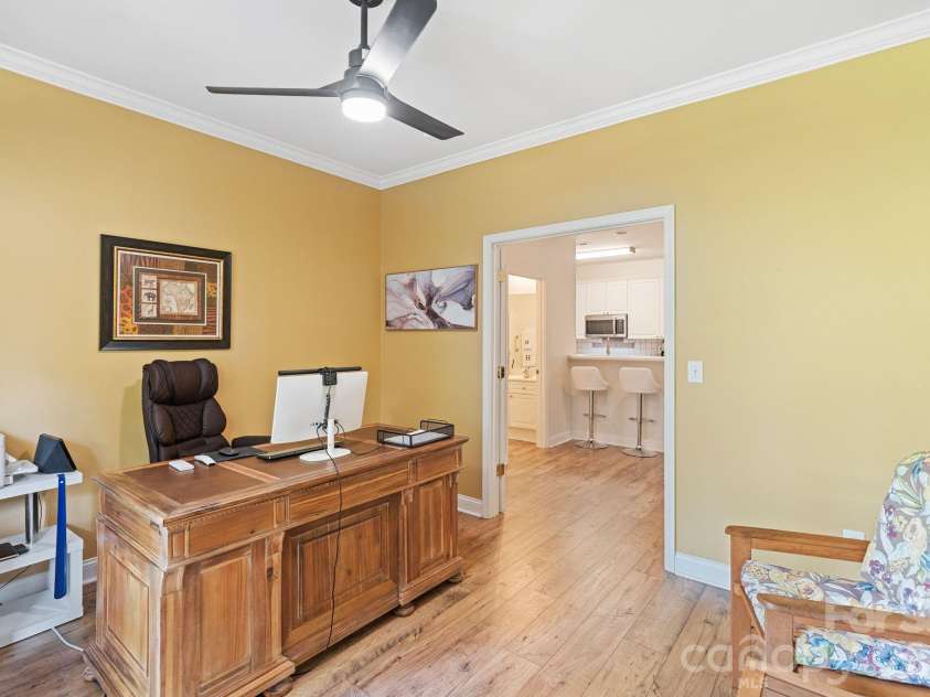 13323 Mint Lake Drive, Matthews, NC 28105.  MLS# CAR4413273, YatesRealty ID 46232. 