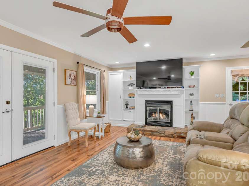 426 Meadowood Lane, Burnsville, NC 28714.  MLS# CAR4412082, YatesRealty ID 46234. Living from Dining Area