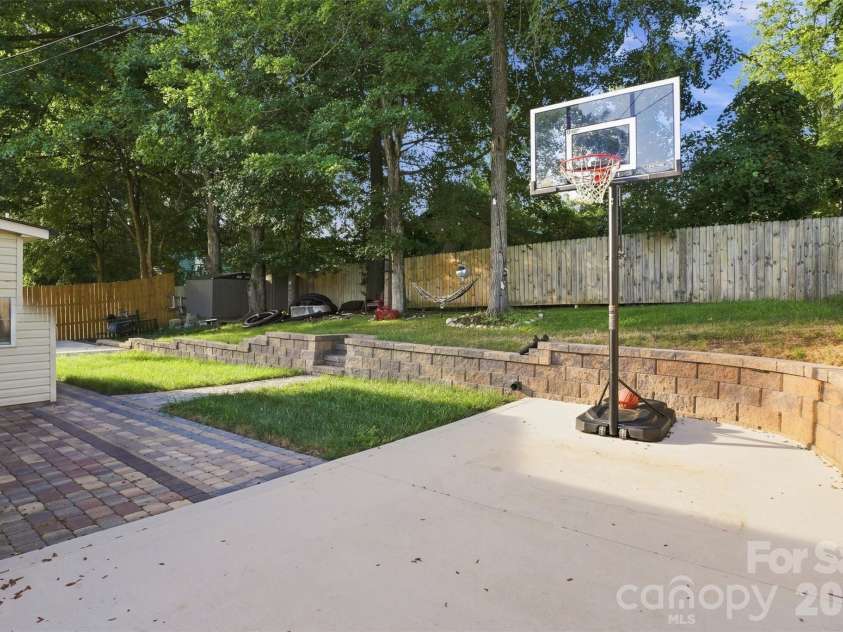 100 Nims Avenue, Mount Holly, NC 28120.  MLS# CAR4411668, YatesRealty ID 46235. 