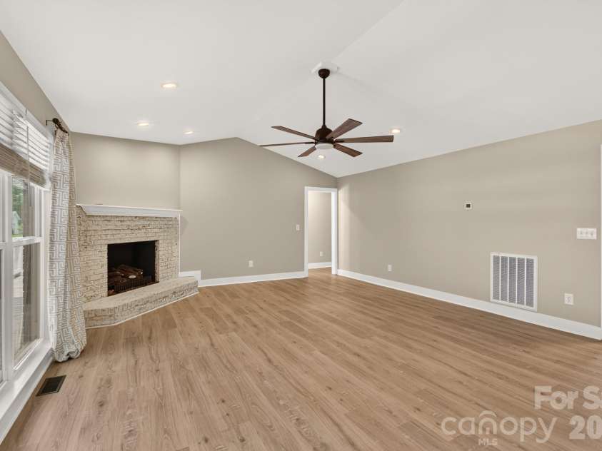 1344 Robbett Court, Rock Hill, SC 29732.  MLS# CAR4412397, YatesRealty ID 46236. 