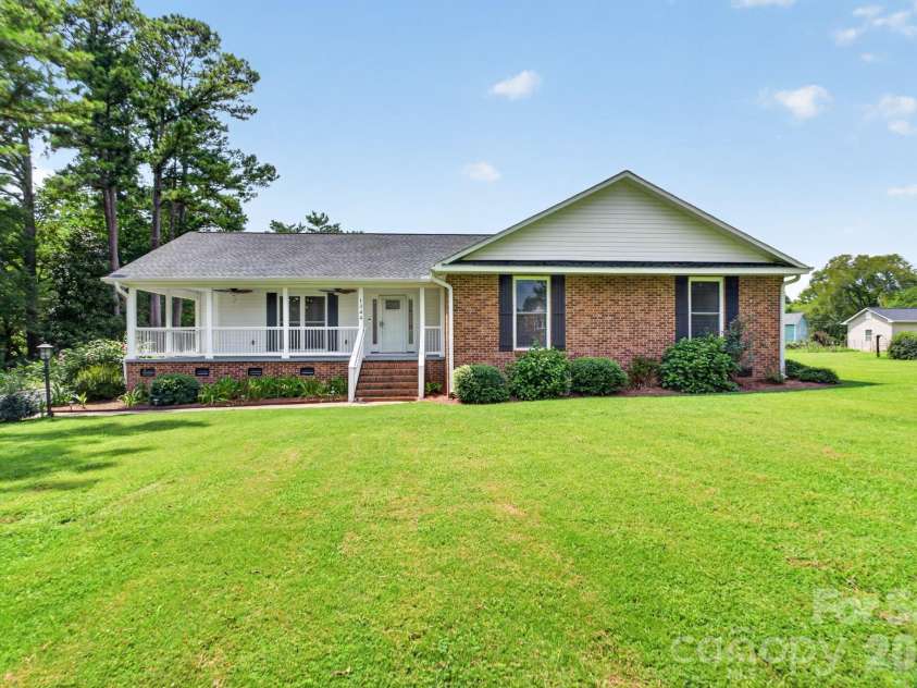 1344 Robbett Court, Rock Hill, SC 29732.  MLS# CAR4412397, YatesRealty ID 46236. 