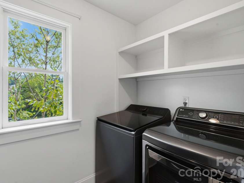 818 Ideal Way, Charlotte, NC 28203.  MLS# CAR4392342, YatesRealty ID 46239. Laundry room (second level)