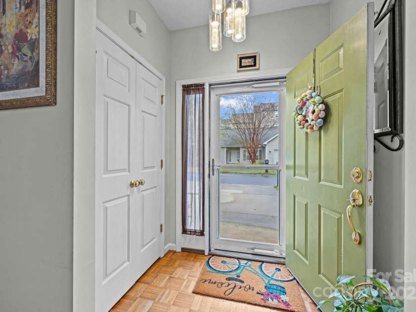 119 Paper Birch Avenue, Asheville, NC 28806.  MLS# CAR4240782, YatesRealty ID 4624. 