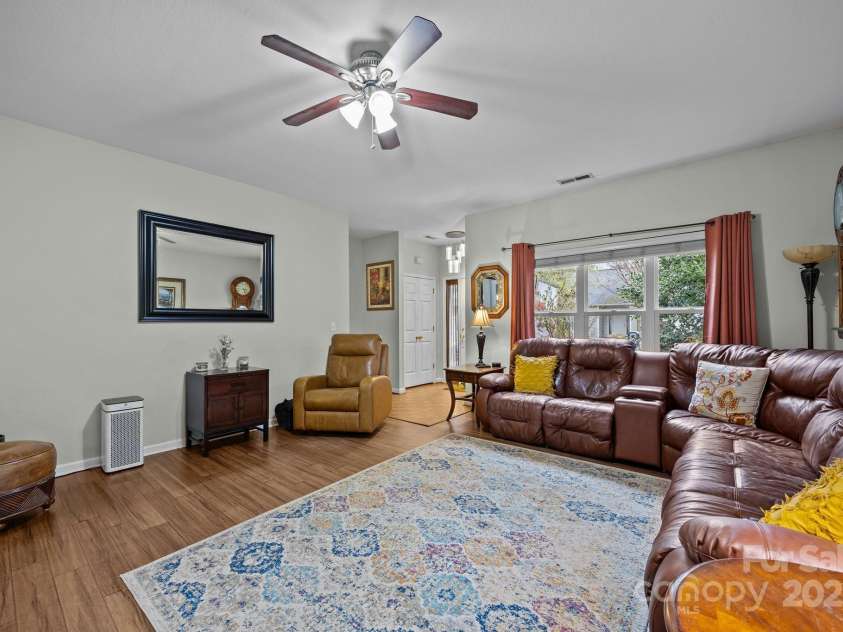 119 Paper Birch Avenue, Asheville, NC 28806.  MLS# CAR4240782, YatesRealty ID 4624. 