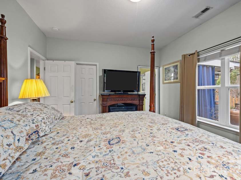 119 Paper Birch Avenue, Asheville, NC 28806.  MLS# CAR4240782, YatesRealty ID 4624. 