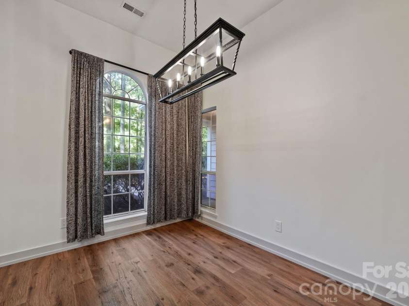 206 Aurora Lane, Huntersville, NC 28078.  MLS# CAR4416179, YatesRealty ID 46240. Dining area in Kitchen