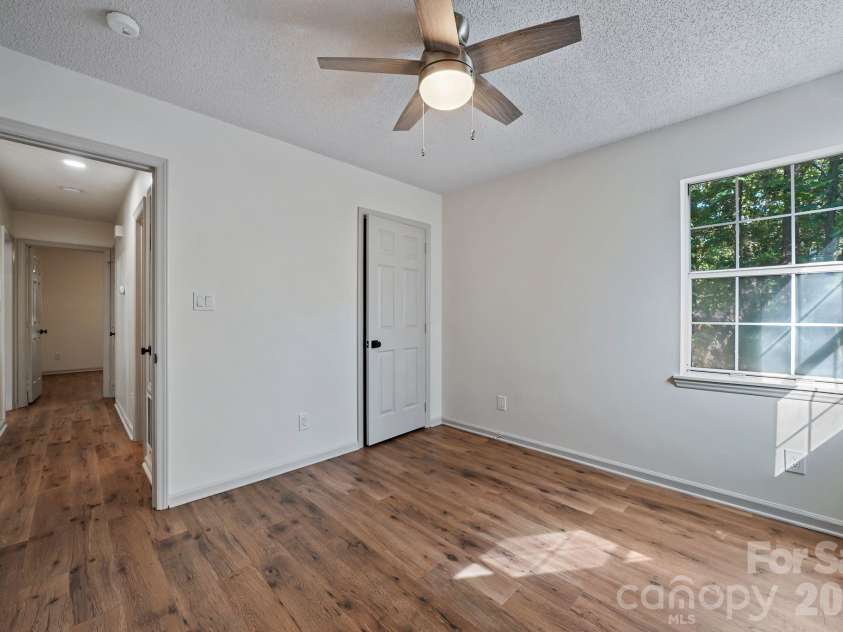 206 Aurora Lane, Huntersville, NC 28078.  MLS# CAR4416179, YatesRealty ID 46240. Secondary Bedroom 2