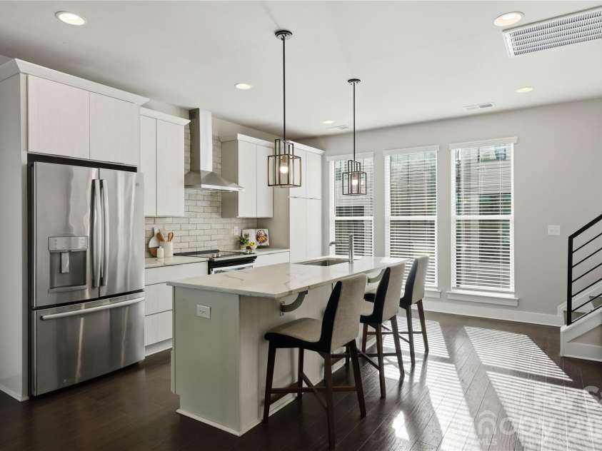 1523 Duckworth Avenue, Charlotte, NC 28208.  MLS# CAR4416086, YatesRealty ID 46241. 