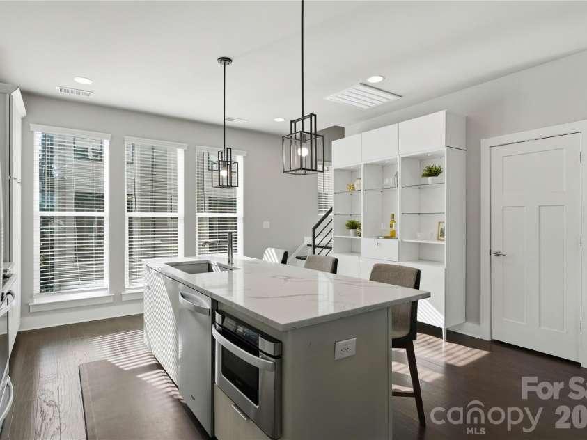 1523 Duckworth Avenue, Charlotte, NC 28208.  MLS# CAR4416086, YatesRealty ID 46241. 