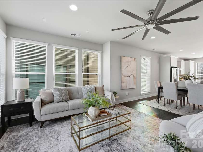 1523 Duckworth Avenue, Charlotte, NC 28208.  MLS# CAR4416086, YatesRealty ID 46241. 