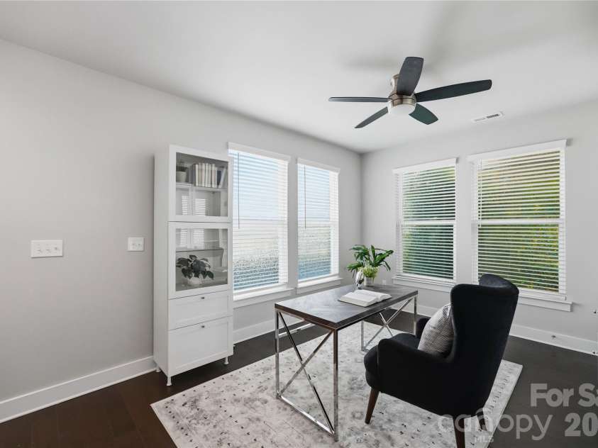 1523 Duckworth Avenue, Charlotte, NC 28208.  MLS# CAR4416086, YatesRealty ID 46241. 