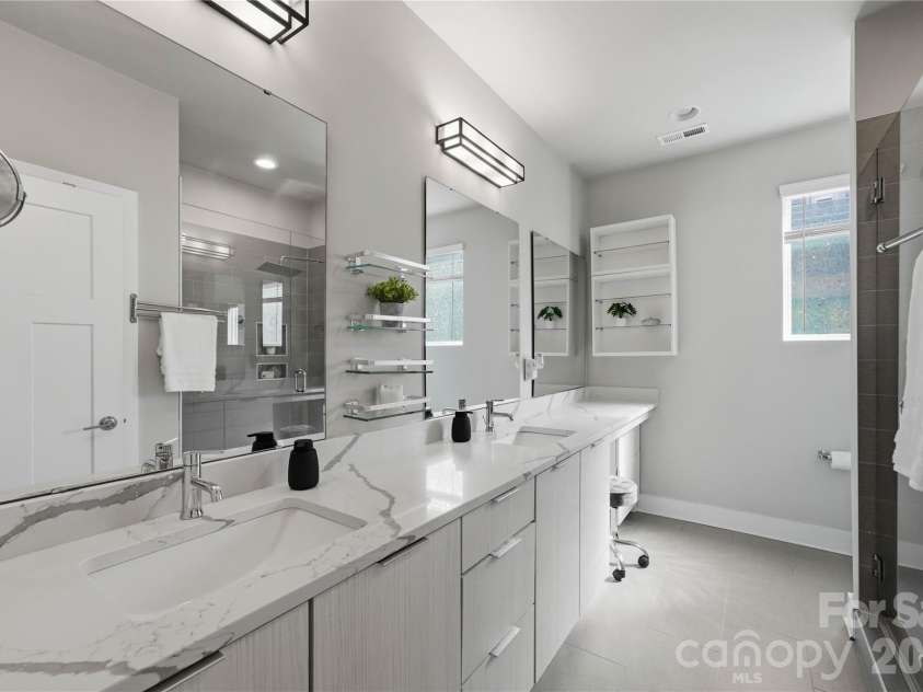 1523 Duckworth Avenue, Charlotte, NC 28208.  MLS# CAR4416086, YatesRealty ID 46241. 