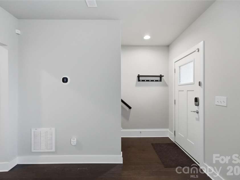 1523 Duckworth Avenue, Charlotte, NC 28208.  MLS# CAR4416086, YatesRealty ID 46241. 