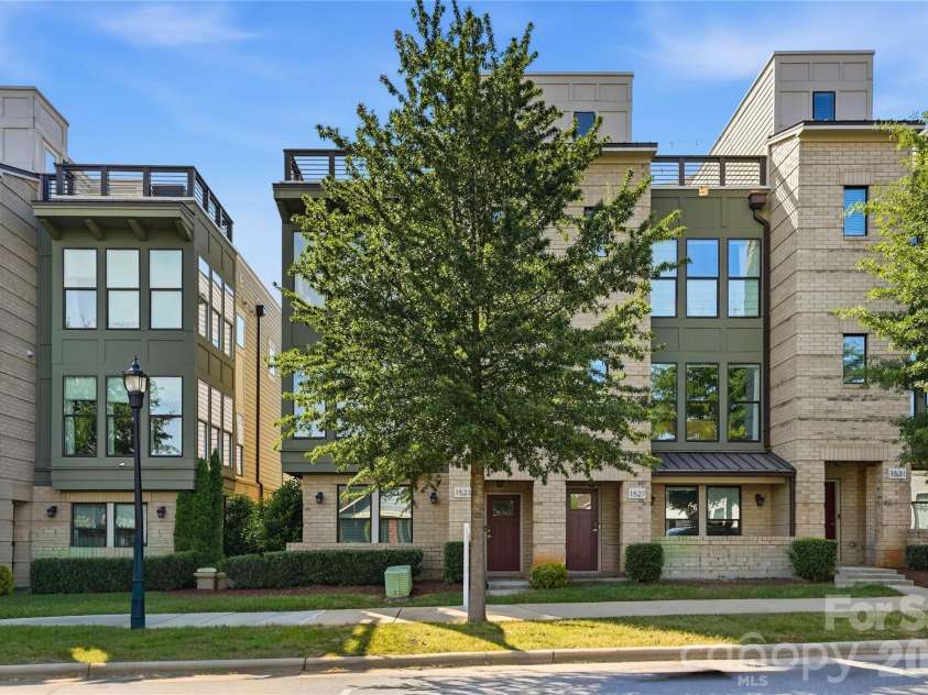 1523 Duckworth Avenue, Charlotte, NC 28208.  MLS# CAR4416086, YatesRealty ID 46241. 