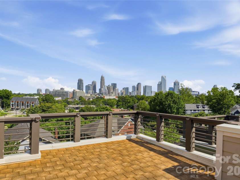 1523 Duckworth Avenue, Charlotte, NC 28208.  MLS# CAR4416086, YatesRealty ID 46241. 
