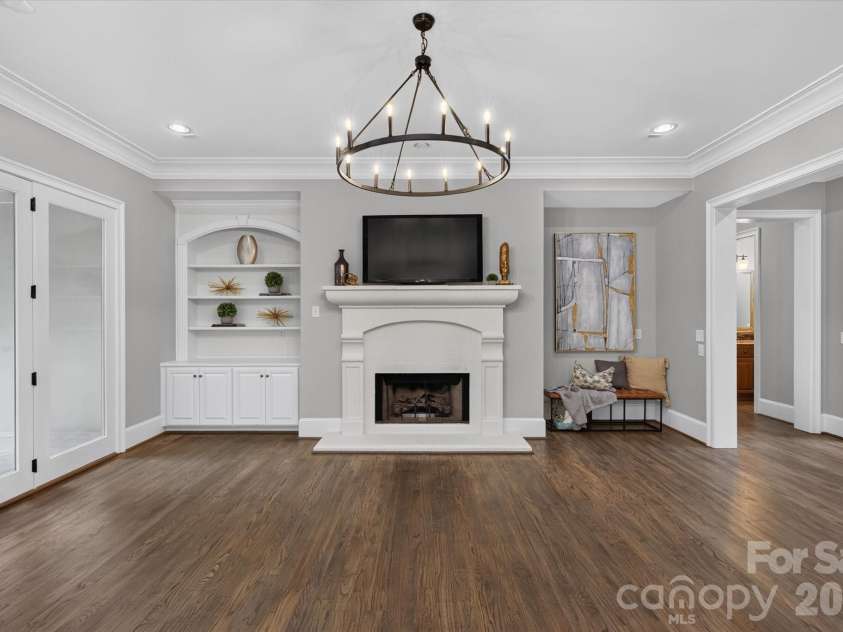 1025 Sherringham Way, Waxhaw, NC 28173.  MLS# CAR4411691, YatesRealty ID 46243. New lighting throughout