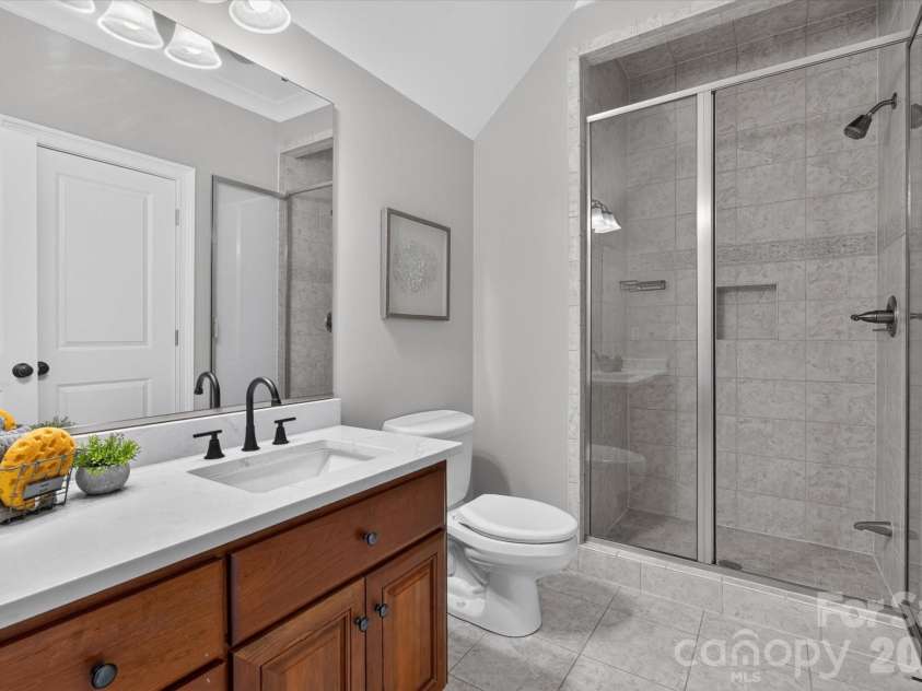 1025 Sherringham Way, Waxhaw, NC 28173.  MLS# CAR4411691, YatesRealty ID 46243. New quartz in en suite bath