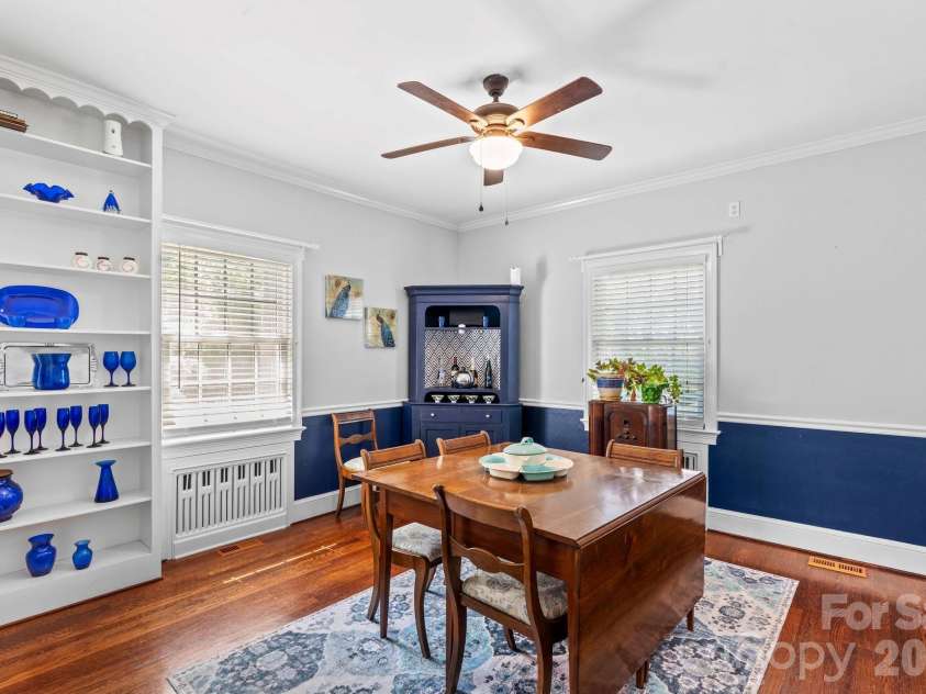 221 Woodrow Avenue, High Point, NC 27262.  MLS# CAR4417294, YatesRealty ID 46244. 