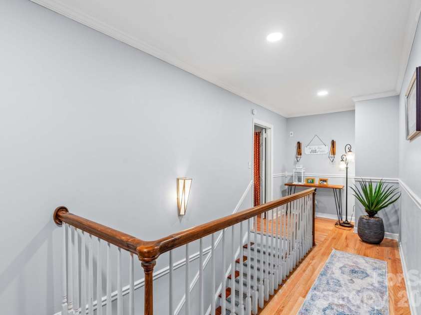 221 Woodrow Avenue, High Point, NC 27262.  MLS# CAR4417294, YatesRealty ID 46244. 