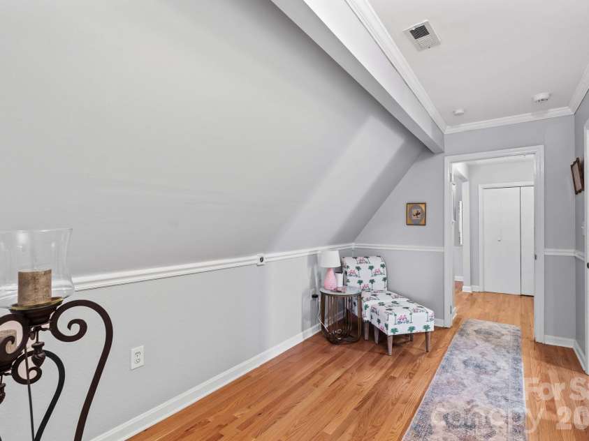 221 Woodrow Avenue, High Point, NC 27262.  MLS# CAR4417294, YatesRealty ID 46244. 