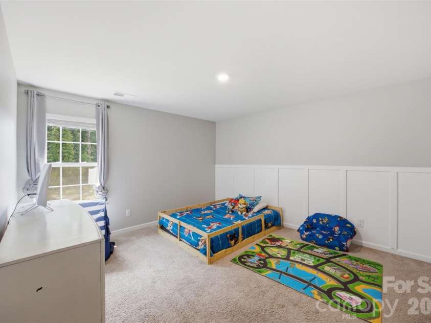 6312 Lantern Ridge Road, Charlotte, NC 28215.  MLS# CAR4417299, YatesRealty ID 46245. Bedrrom #1