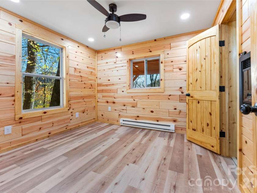 430 Long Branch Road, Maggie Valley, NC 28751.  MLS# CAR4417110, YatesRealty ID 46247. 