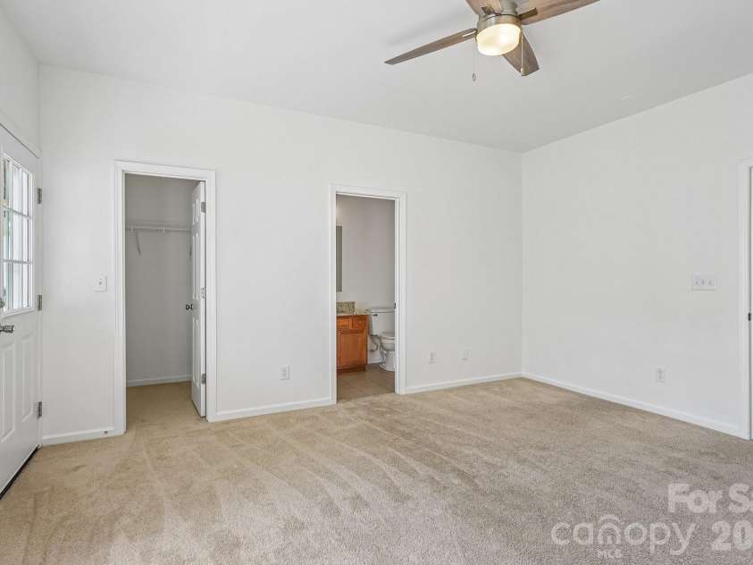 13211 Calloway Glen Drive, Charlotte, NC 28273.  MLS# CAR4415047, YatesRealty ID 46248. Main Level Bedroom